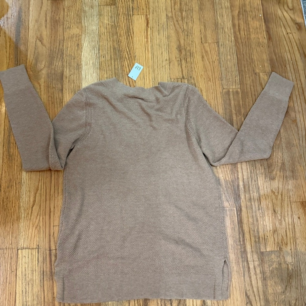 NWT GAP Womens Brown VNeck Textured Long Sleeve Sweater Size Medium NWT Fall - Picture 11 of 12